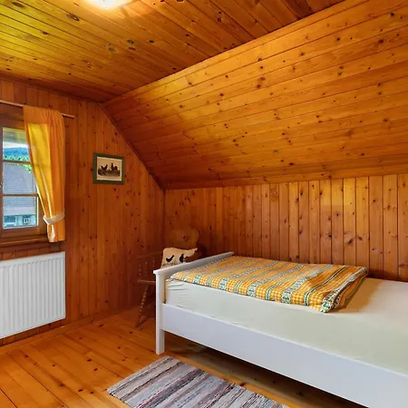 Charlotte צל אם האמרשבאך